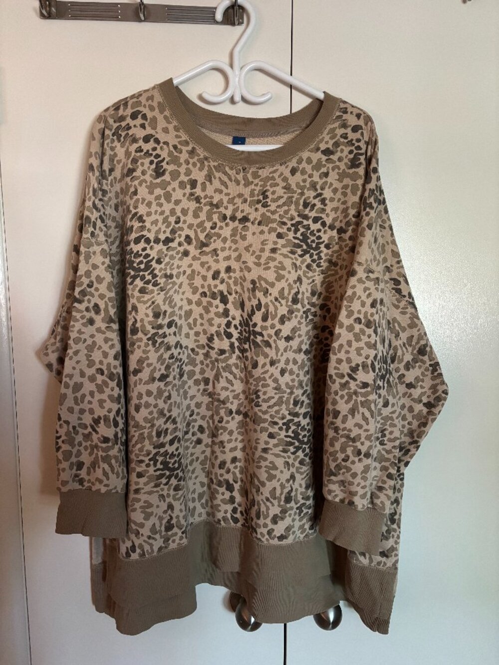 Old Navy Leopard Print Oversized Tunic Sweatshirt 4X